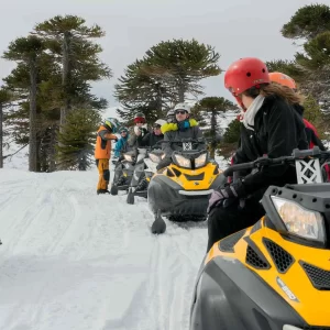 CAVIAHUE MÁGICO ❄️ Aventura en Moto de Nieve + Salto del Agrio Salida Grupal Acompañada